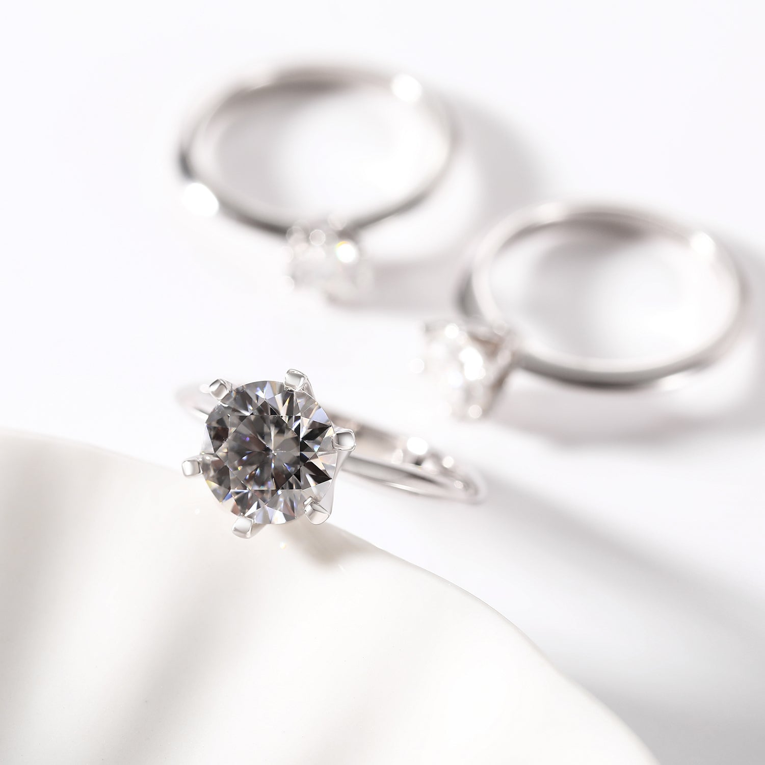 Sterling Silver Moissanite Wedding Ring - 9mm - Boss Uno